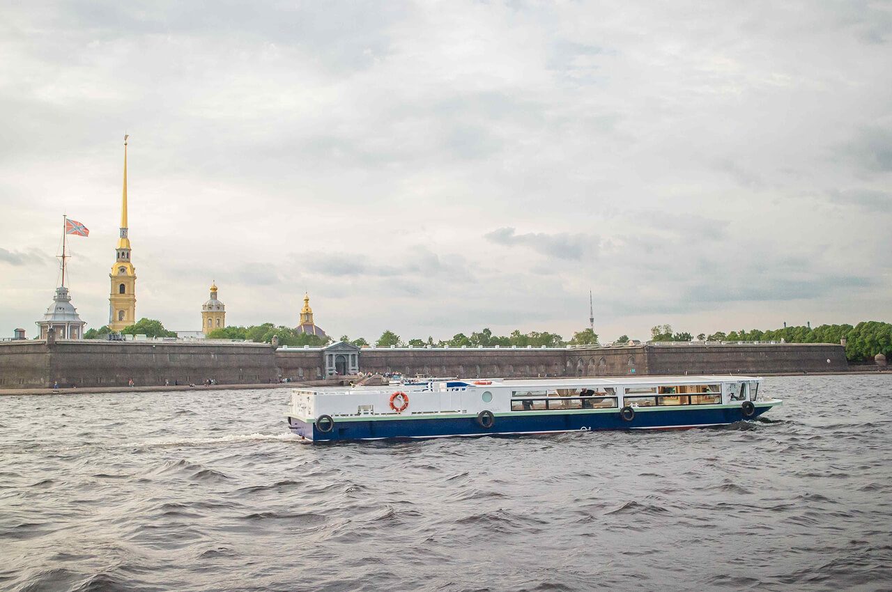 Наш теплоход «Гармония» у собственного причала в Санкт-Петербурге