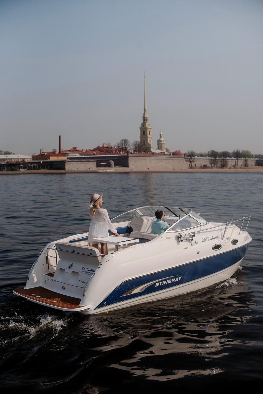 Интерьер катера «Саншайн» — фото нашего флота
