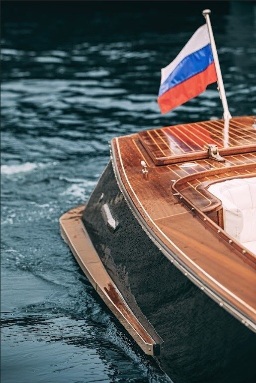Интерьер катера «Миа» — фото нашего флота