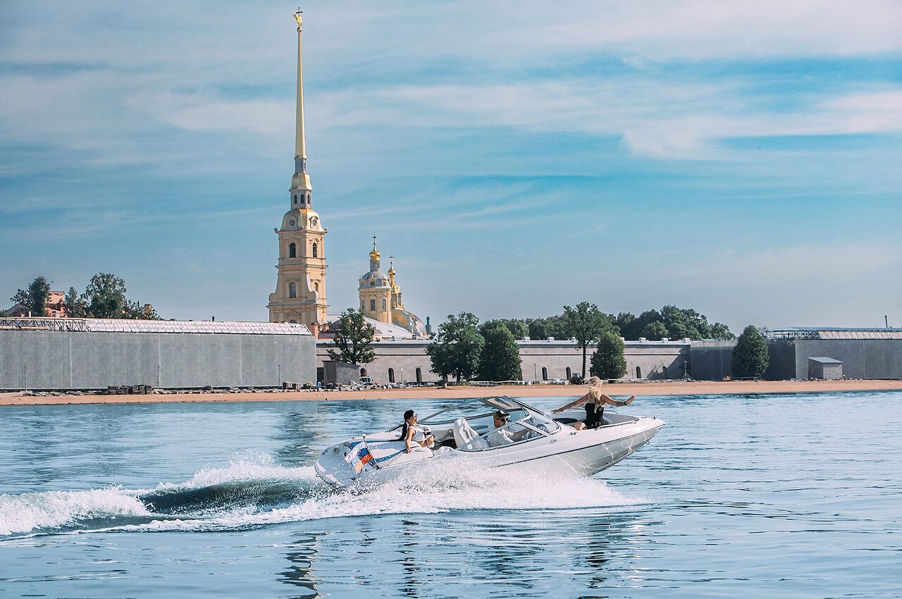 Катер «Мартини» нашей компании — аренда от судовладельца в СПб — фото 13