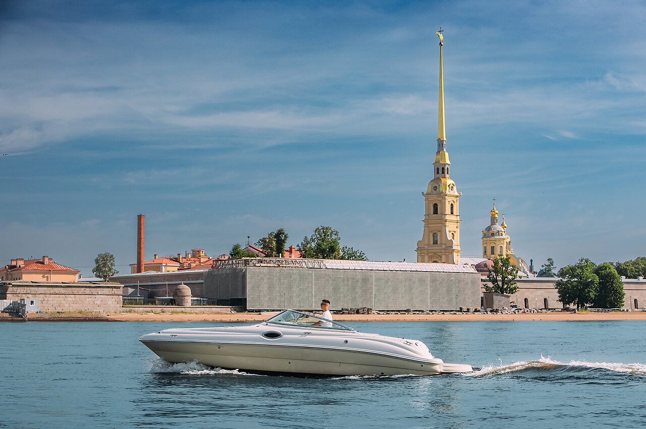 Интерьер катера «Пума» — фото нашего флота