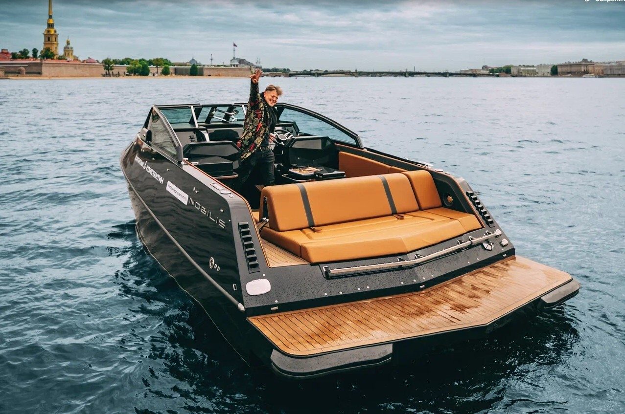 Катер «Nobilis 858
