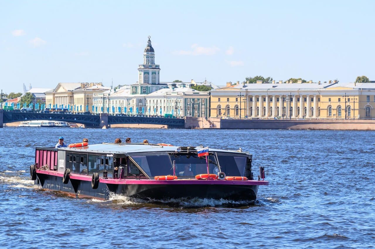 Наш теплоход «Переяслав» у собственного причала в Санкт-Петербурге