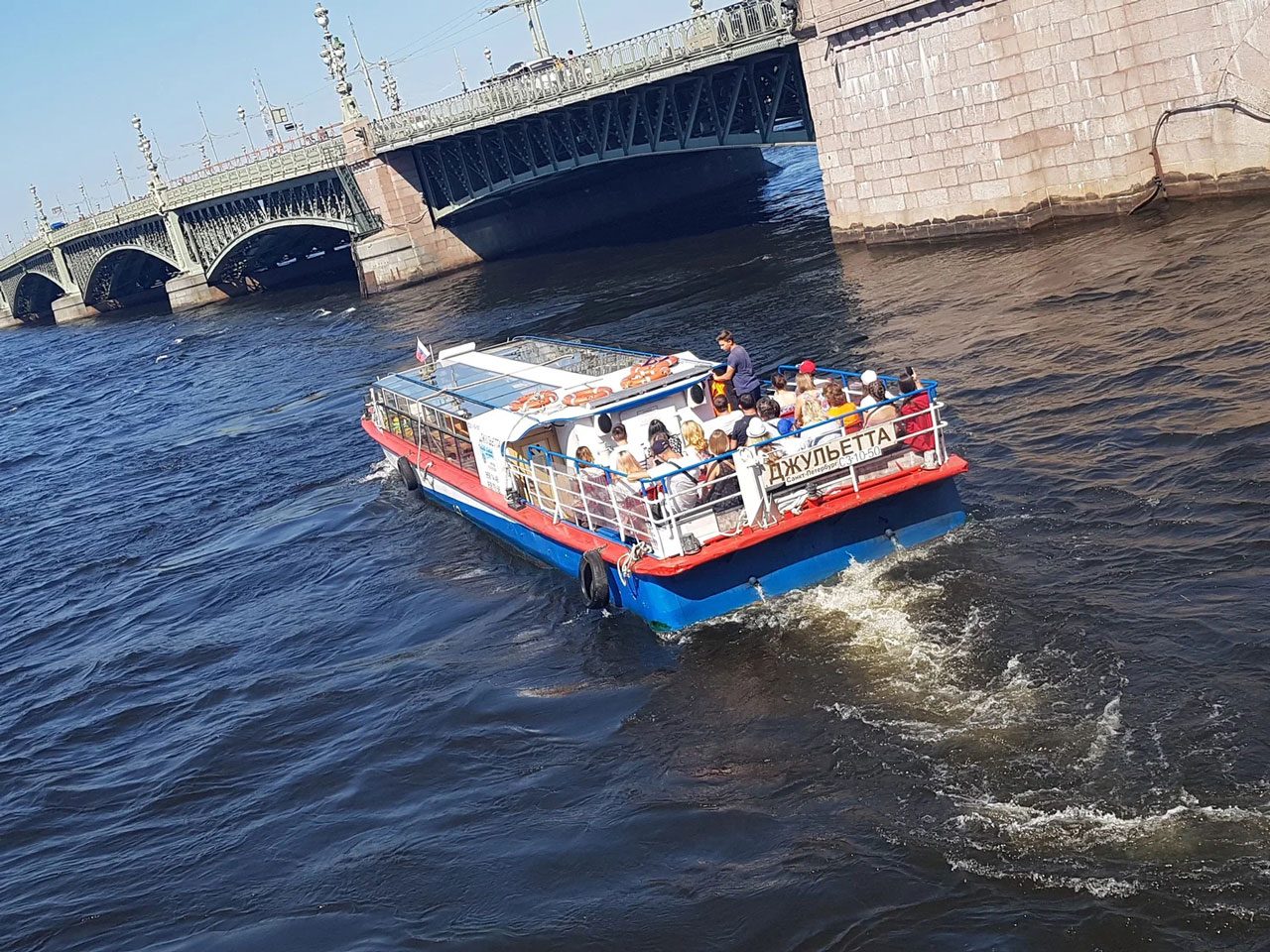 Наш теплоход «Джульетта» у собственного причала в Санкт-Петербурге