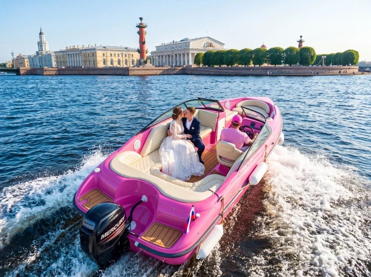 Интерьер катера «Пинк / Pink» — фото нашего флота