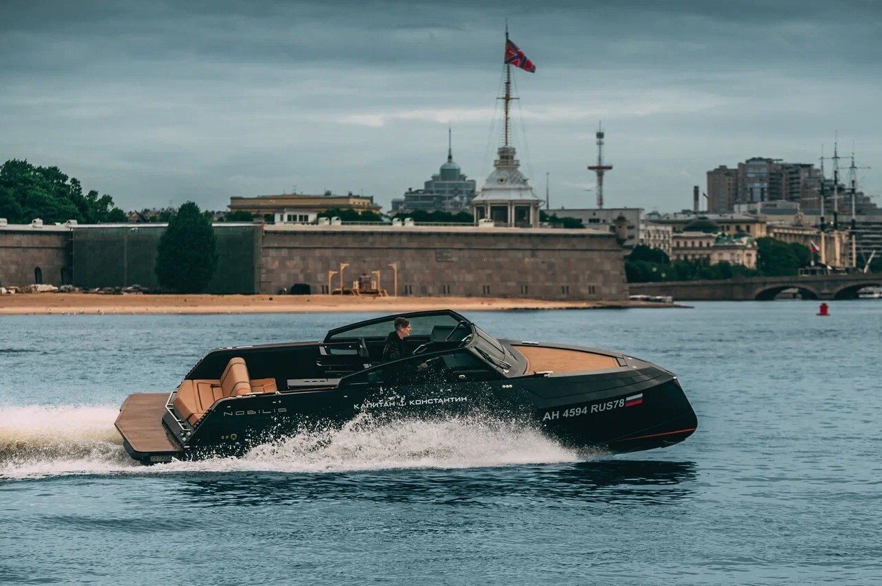 Катер «Nobilis 858